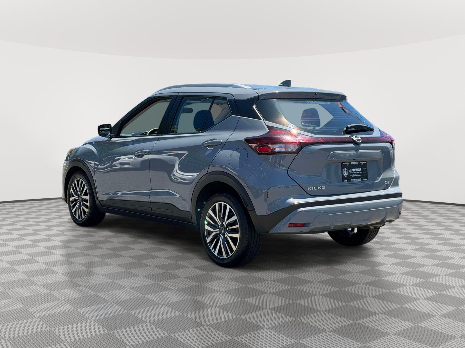 2022 Nissan Kicks SV Xtronic CVT