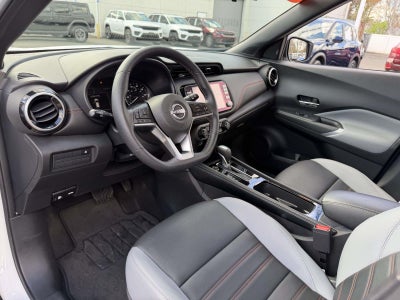 2023 Nissan Kicks SR Xtronic CVT