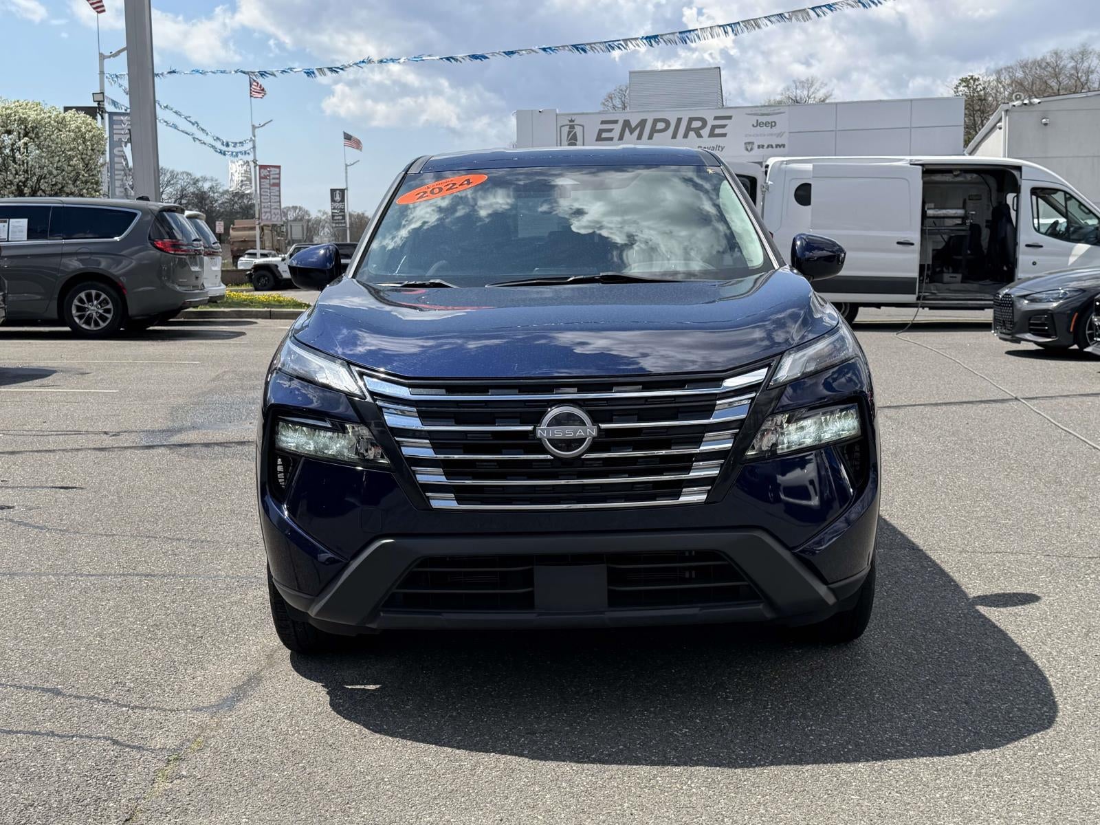 2024 Nissan Rogue SV FWD