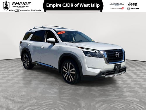 2025 Nissan Pathfinder Platinum 4WD