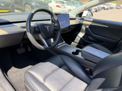 2022 Tesla Model 3 Long Range Dual Motor All-Wheel Drive