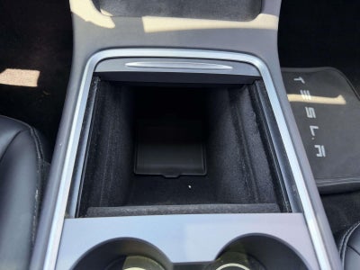 2022 Tesla Model 3 Long Range Dual Motor All-Wheel Drive