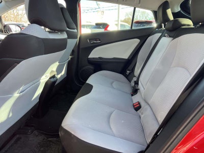 2019 Toyota Prius LE