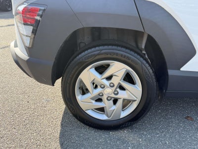 2024 Hyundai KONA SE