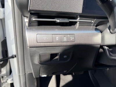 2024 Hyundai KONA SE