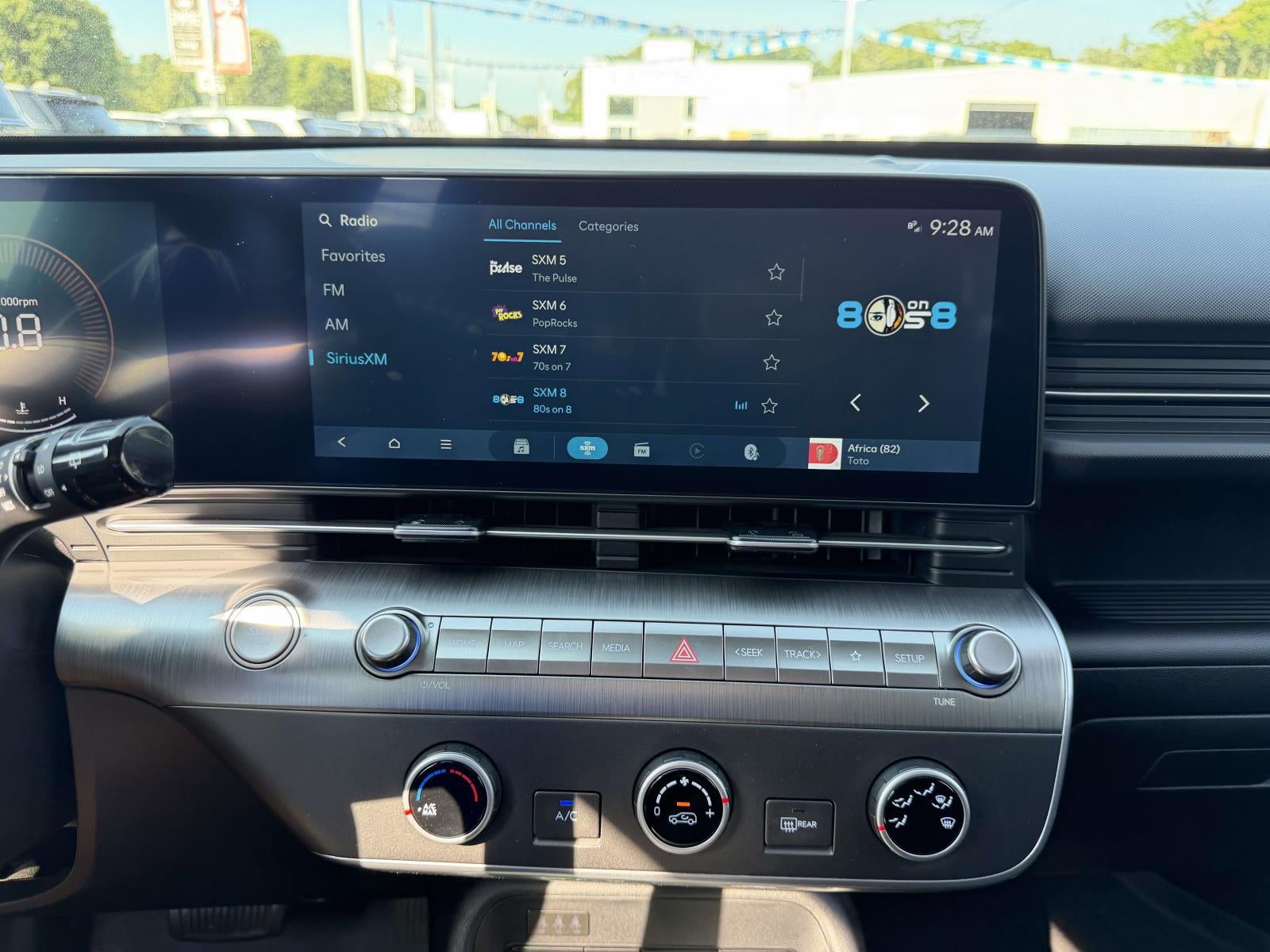 2024 Hyundai KONA SE