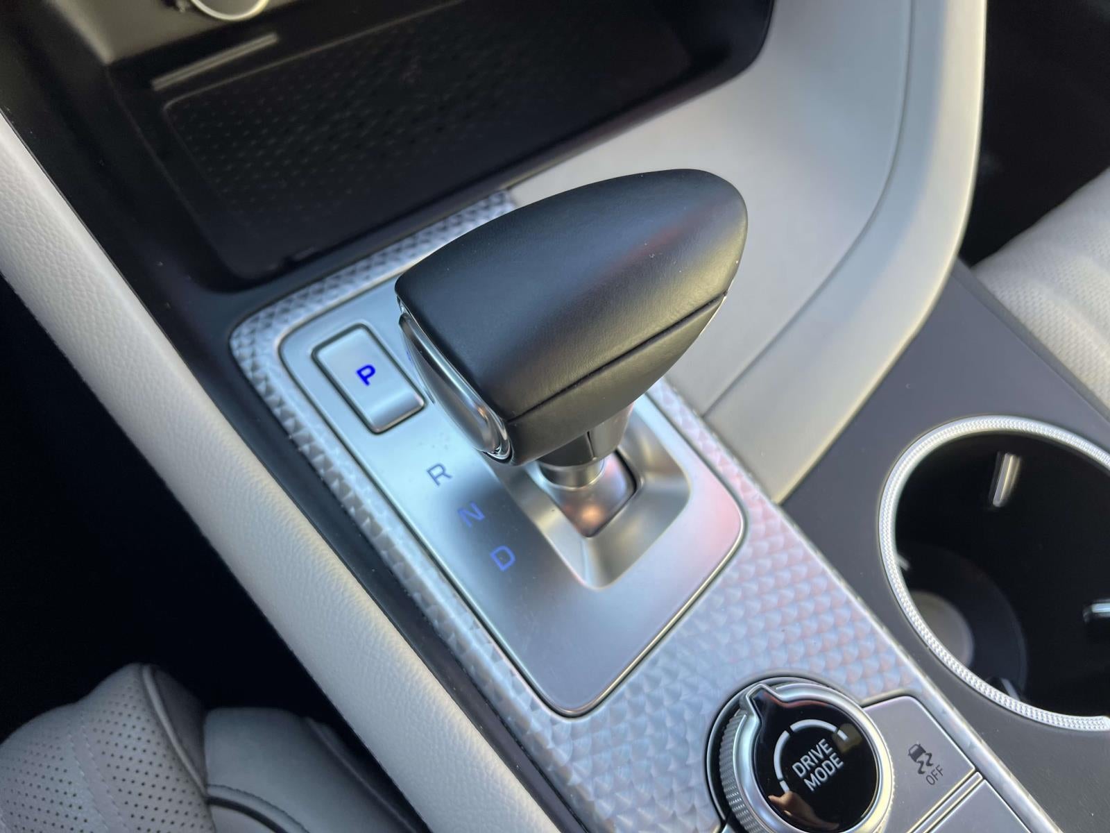 2023 Genesis G70 2.0T AWD