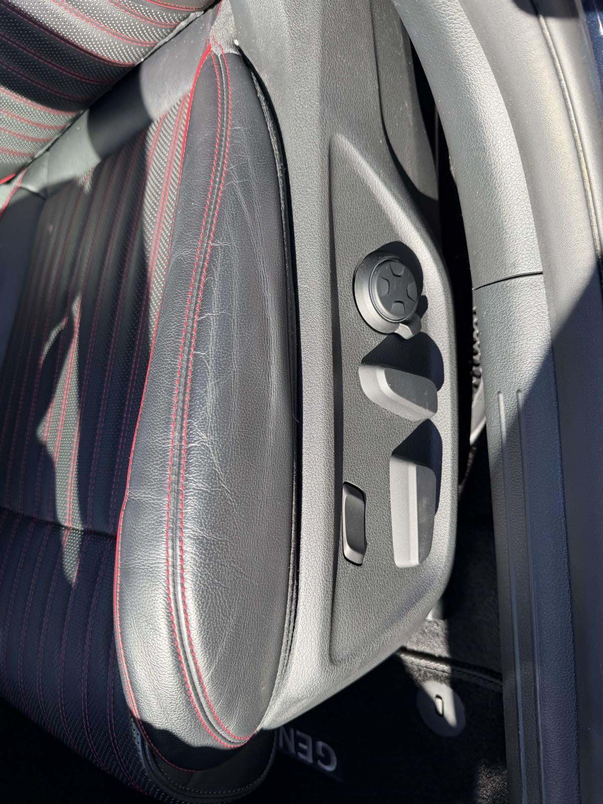 2022 Genesis G70 3.3T AWD