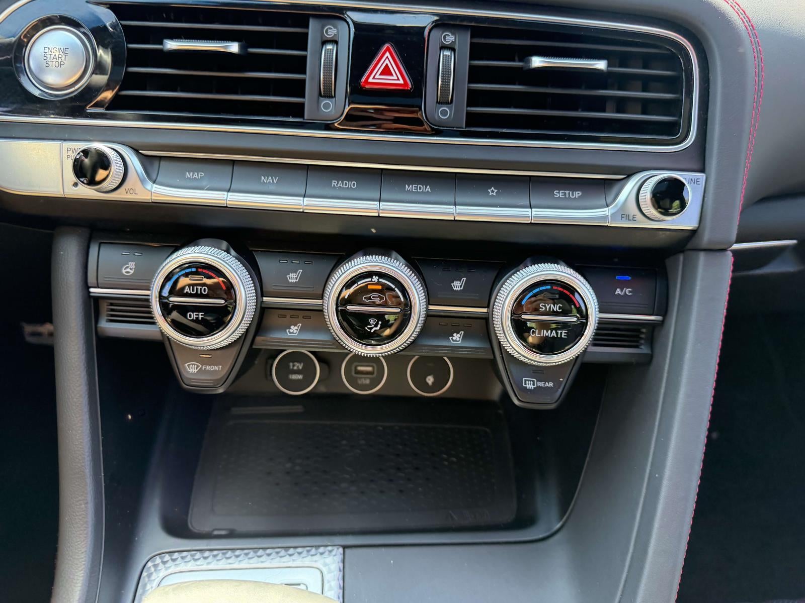 2022 Genesis G70 3.3T AWD