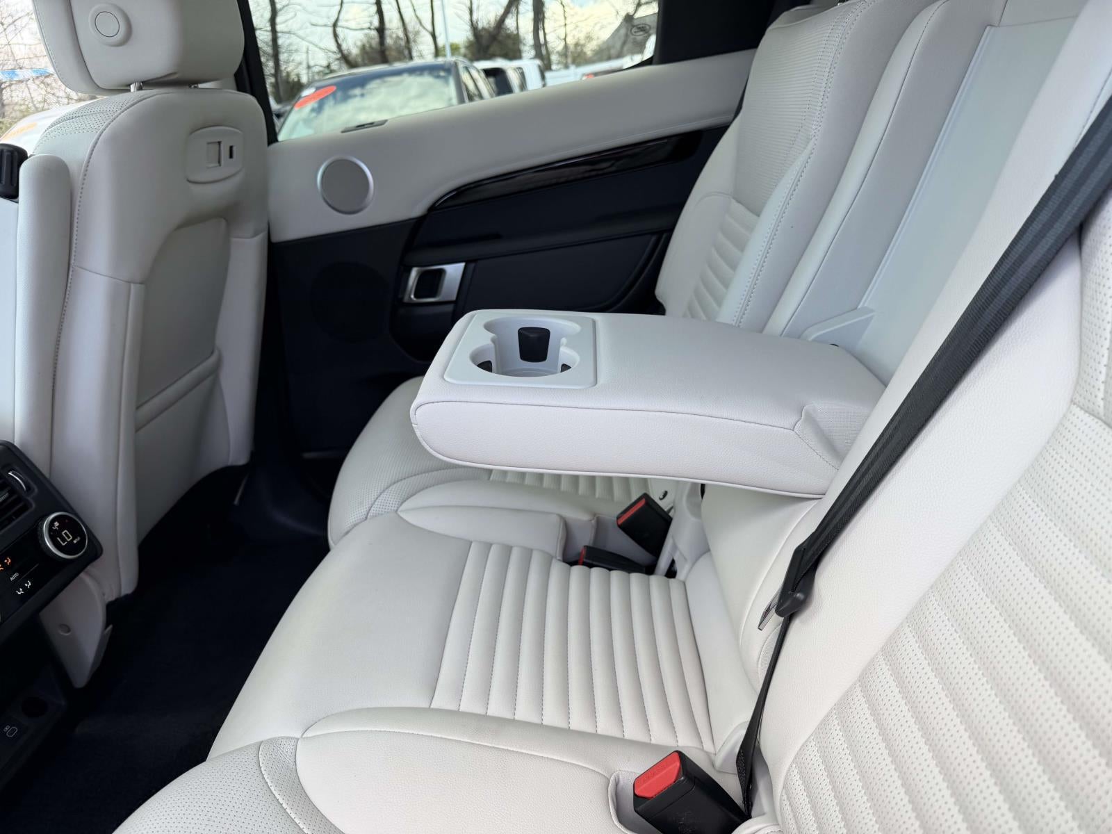 2025 Land Rover Discovery P300 S