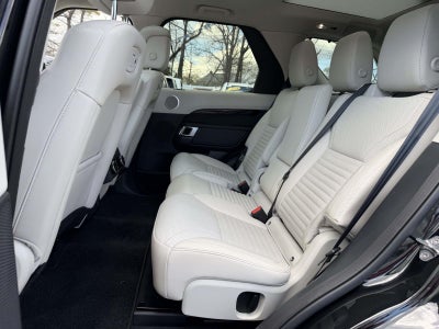 2025 Land Rover Discovery P300 S