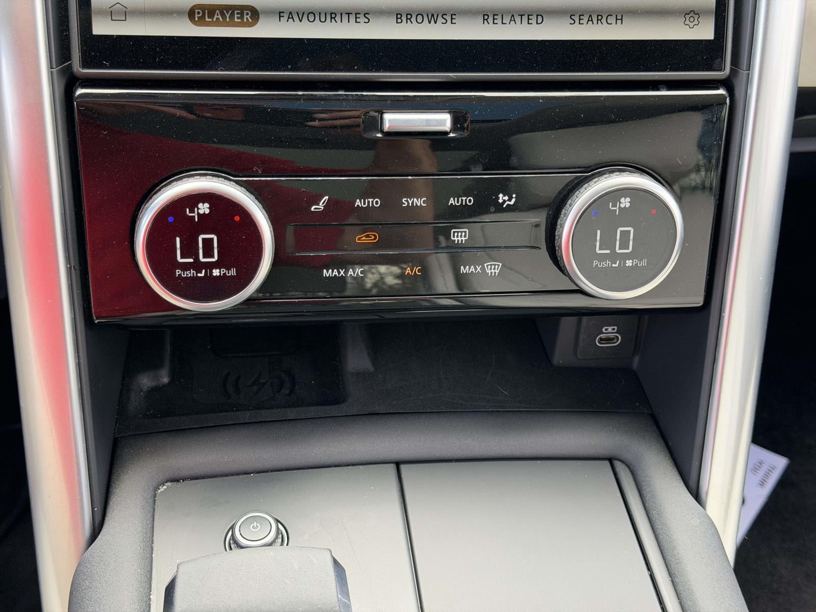 2025 Land Rover Discovery P300 S