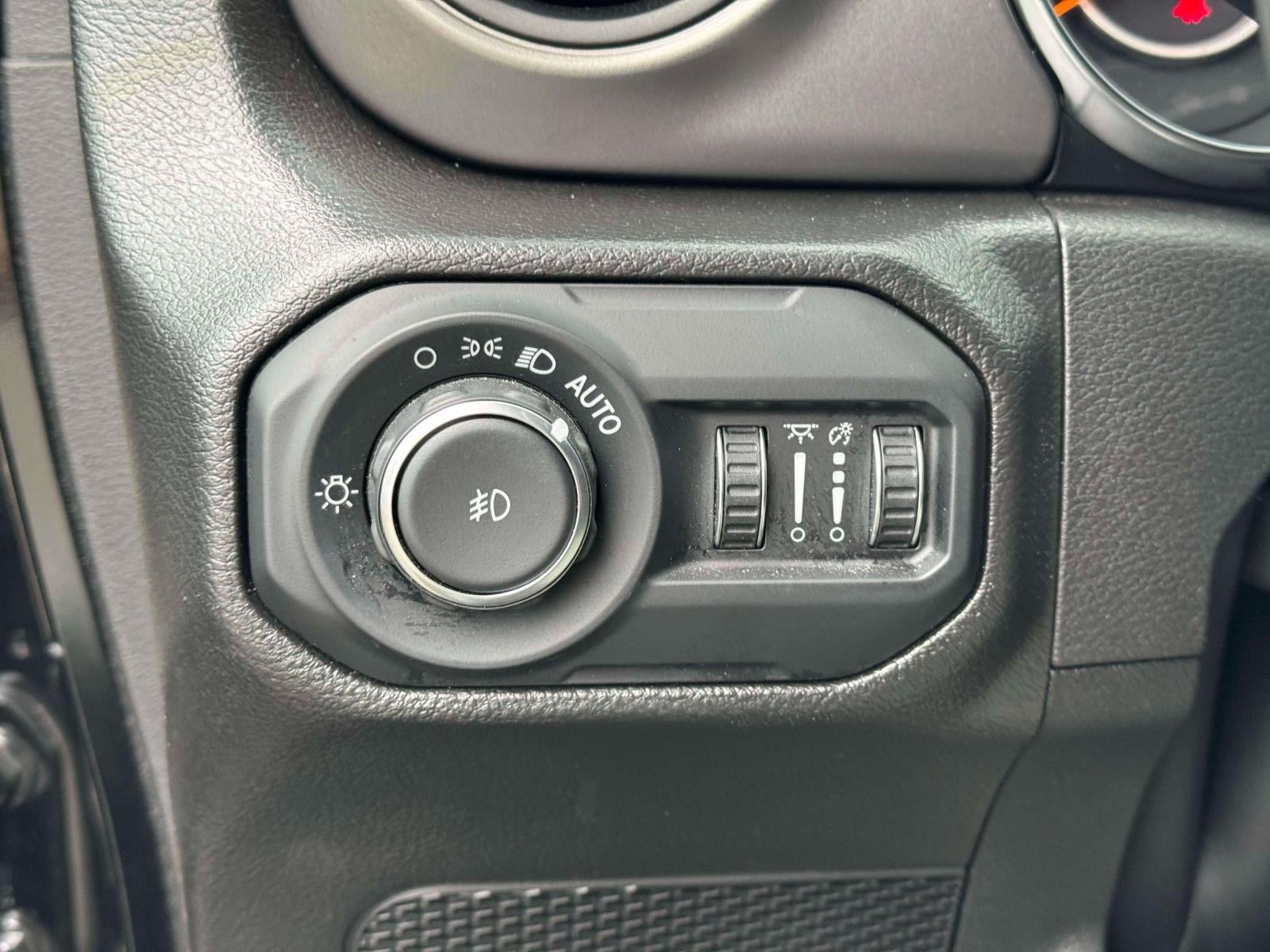 2022 Jeep Wrangler Willys