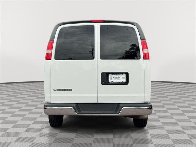 2019 Chevrolet Express Passenger 3500 LT