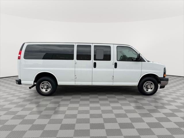 2019 Chevrolet Express Passenger 3500 LT