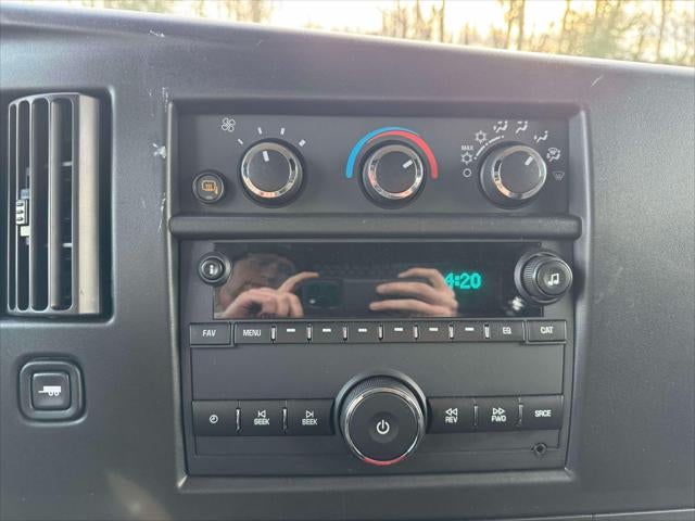 2024 GMC Savana Cargo 2500 Work Van