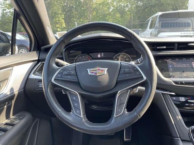 2022 Cadillac XT5 Sport