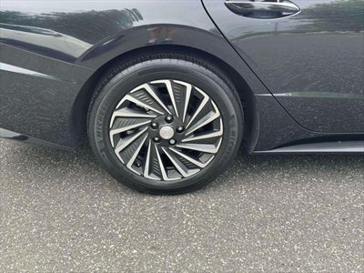 2022 Hyundai SONATA HYBRID Limited