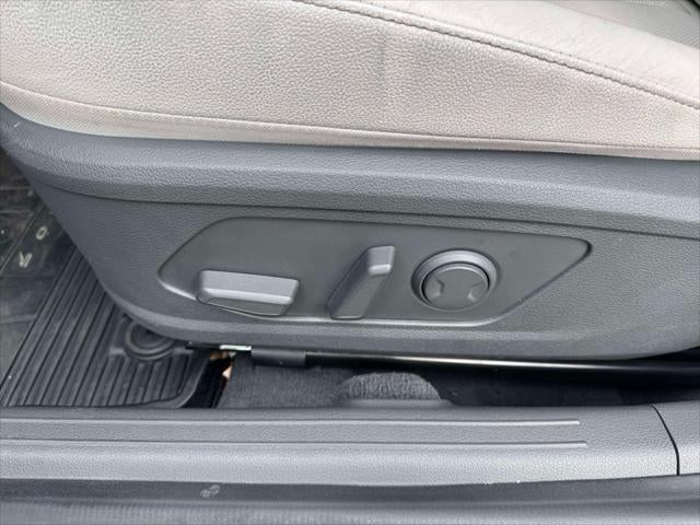 2022 Hyundai SONATA HYBRID Limited